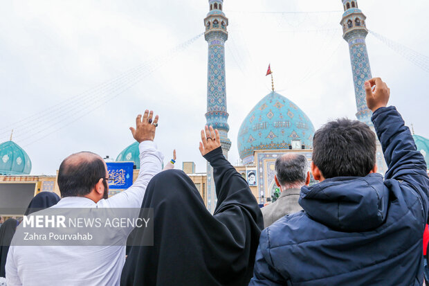 مراسم تجدید بیعت با امام عصر در نیمه شعبان