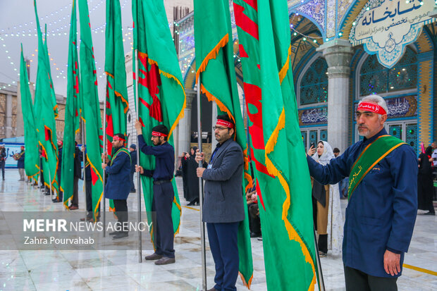 مراسم تجدید بیعت با امام عصر در نیمه شعبان