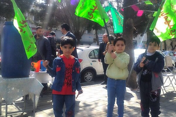 مشتاقان ظهور، غرق در شادی و شور/آذری ها نیمه شعبان را جشن گرفتند
