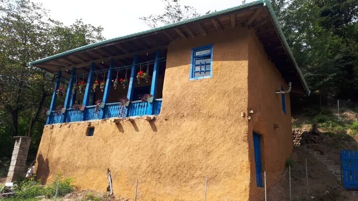 رویاهایی که به دار قالی گره میخورد/قالیبافان ازمشکلات خودمیگویند