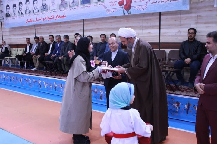 نظام جمهوری اسلامی ایران جایگاه ویژهای را برای بانوان قائل است