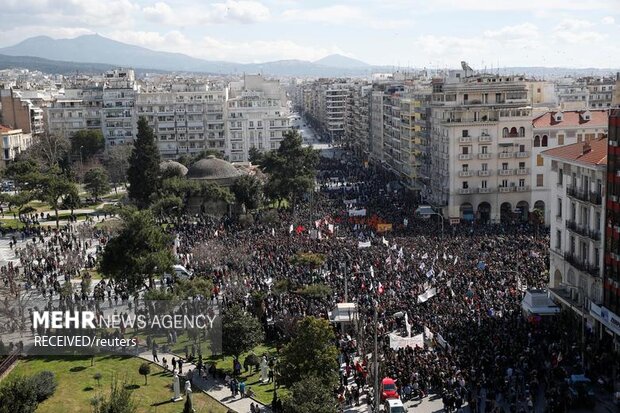 اعتراضات گسترده یونانی‌ها به سانحه مرگبار قطار