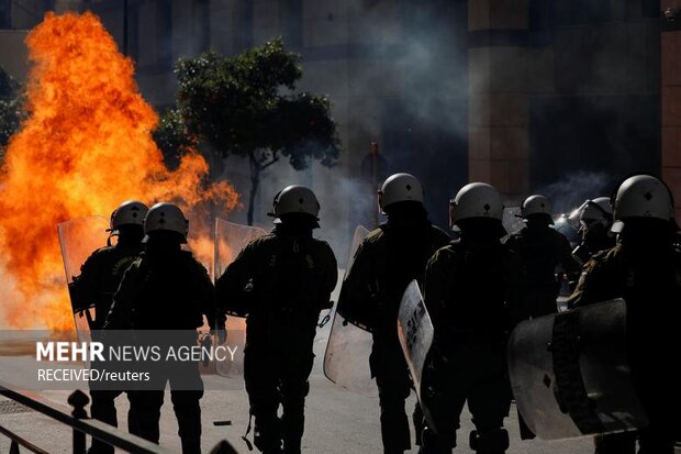 اعتراضات گسترده یونانی‌ها به سانحه مرگبار قطار