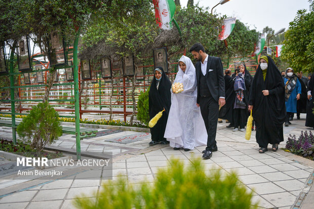 پیوند آسمانی در جوار قهرمانان گمنام وطن