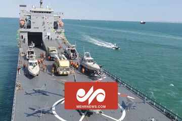 سپاہ پاسداران کے بحری بیڑے میں جدید جنگی جہازوں اور میزائل لانچر کشتیوں کی شمولیت+ ویڈیو رپورٹ