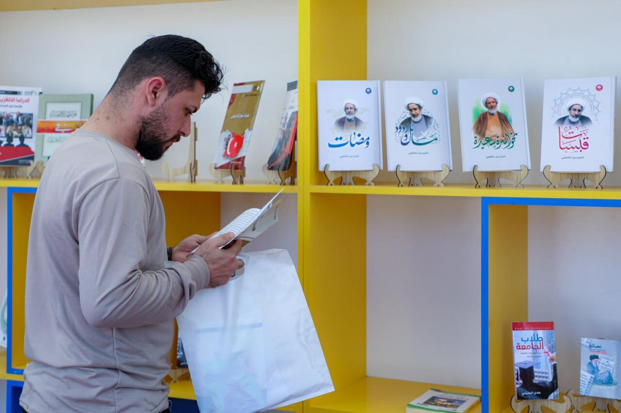 افتتاح نمایشگاه سالانه قرآن در دانشگاه «الفرات الأوسط» عراق
