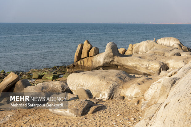 ایران من | مُکَسَر، زیباترین ساحل صخرهای خلیج فارس 12