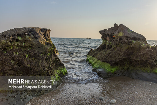 ایران من | مُکَسَر، زیباترین ساحل صخرهای خلیج فارس 19