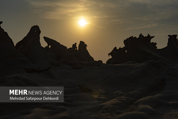 ایران من | مُکَسَر، زیباترین ساحل صخرهای خلیج فارس 18