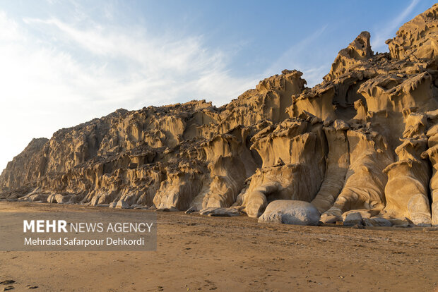 ایران من | مُکَسَر، زیباترین ساحل صخرهای خلیج فارس 2