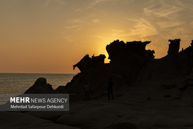 ایران من | مُکَسَر، زیباترین ساحل صخرهای خلیج فارس 27