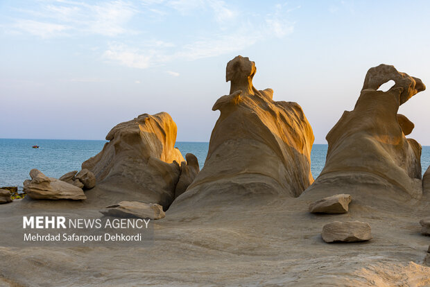 ایران من | مُکَسَر، زیباترین ساحل صخرهای خلیج فارس 4