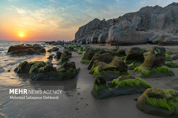 ایران من | مُکَسَر، زیباترین ساحل صخرهای خلیج فارس 29