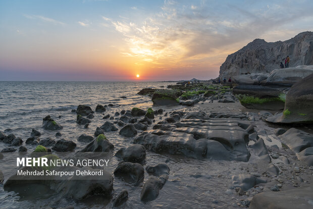 ایران من | مُکَسَر، زیباترین ساحل صخرهای خلیج فارس 21