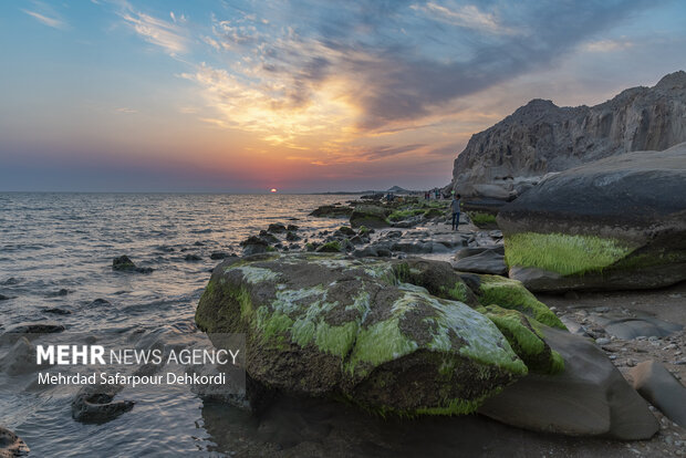 ایران من | مُکَسَر، زیباترین ساحل صخرهای خلیج فارس 33