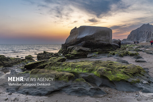 ایران من | مُکَسَر، زیباترین ساحل صخرهای خلیج فارس 44