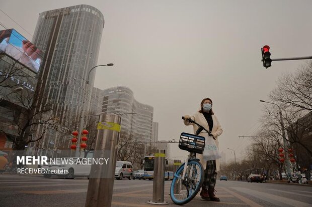 طوفان شن و آلودگی آسمان پکن