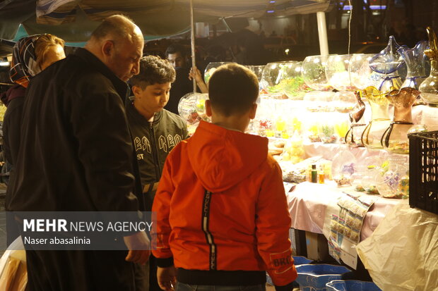 Senendec'te bayram alışverişi heyecanı