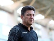 Ghalenoei remains Iran's football coach