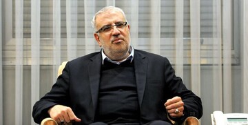 وزیر النفط الايراني يعلن اكتفاء إيران الذاتي في بناء مصافي النفط والغاز