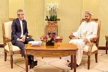 Bagheri Kani meets Omani FM in Muscat