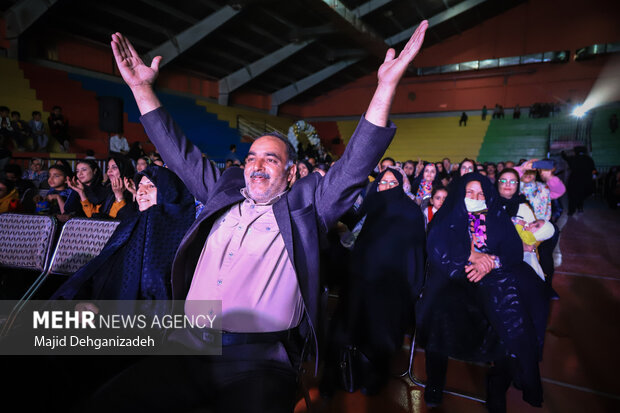 جشن بزرگ زیباترین پیوند در <a href='https://sayeb.ir/tag/%db%8c%d8%b2%d8%af'></div>یزد</a>