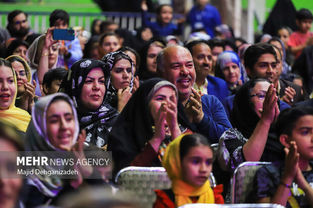 جشن بزرگ زیباترین پیوند در <a href='https://sayeb.ir/tag/%db%8c%d8%b2%d8%af'></div>یزد</a>
