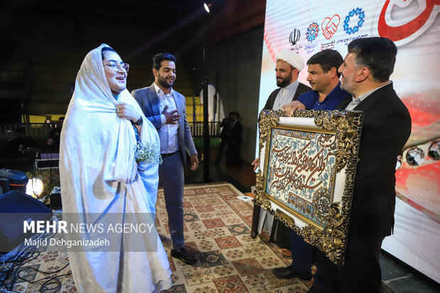 جشن بزرگ زیباترین پیوند در <a href='https://sayeb.ir/tag/%db%8c%d8%b2%d8%af'></div>یزد</a>