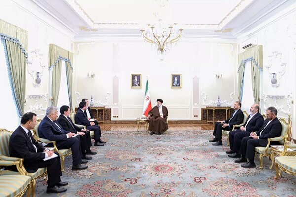 Tehran, Tashkent should improve ties considering capacities