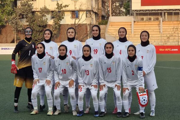 تیم فوتبال دختران ایران به مسابقات قهرمانی آسیا صعود کرد