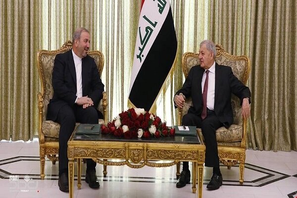 الرئيس العراقي يستلم دعوة رسمية من نظيره الإيراني لزيارة إيران