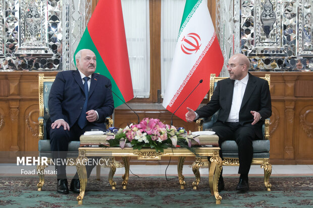 Meeting btw Iran's Parliament speaker, Belarusian president