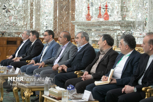 الکساندر لوکاشنکو رئیس جمهور بلاروس عصر روز دوشنبه ۲۲ اسفند ۱۴۰۱ با محمدباقر قالیباف رئیس مجلس شورای اسلامی دیدار و گفتگو کرد