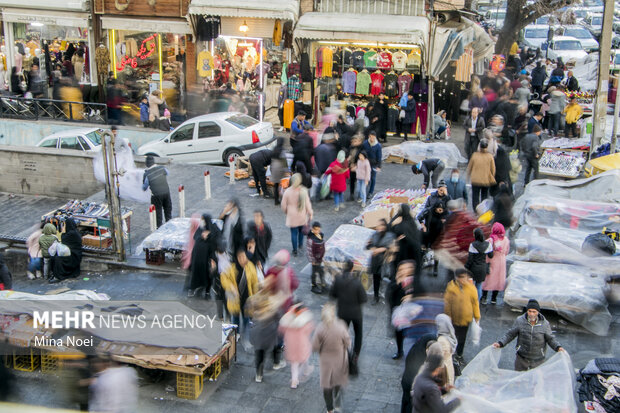 نرم نرمک میرسد اینک بهار/ حال و هوای نوروزی بازار تبریز