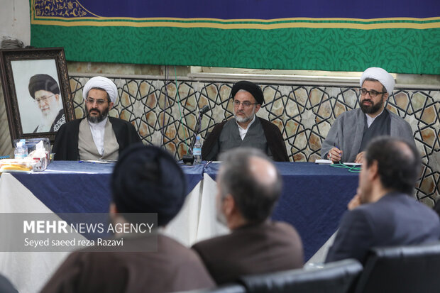 پلتفرمهای خارجی نباید در ایران اجرا و استفاده شود