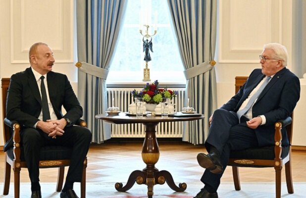 Aliyev, Alman mevkidaşı Steinmeier ile görüştü Aliyev, Alman mevkidaşı Steinmeier ile görüştü