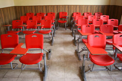 ۳ هزار میز و صندلی مدارس کهگیلویه و بویراحمد بازسازی شد