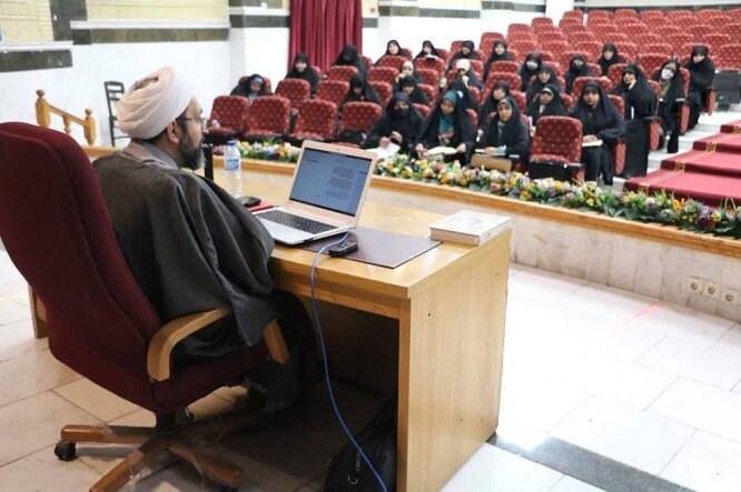 دوره تربیت مربی مبلغ دانشگاهی در استان بوشهر برگزار شد دوره تربیت مربی مبلغ دانشگاهی در استان بوشهر برگزار شد