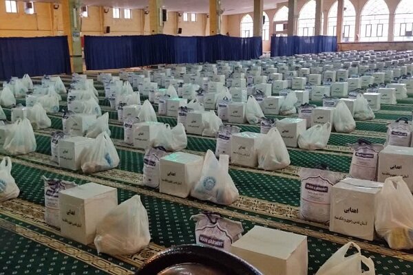 توزیع ۱۱۰۰۰ بسته معیشتی در خوزستان توسط جهادگران سپاه