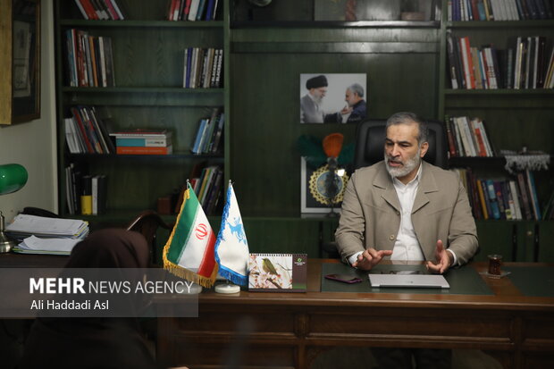 تغییرات در «موزه هنرهای معاصر» اشتباه بود!/ حاشیههای «خوشنویسان»