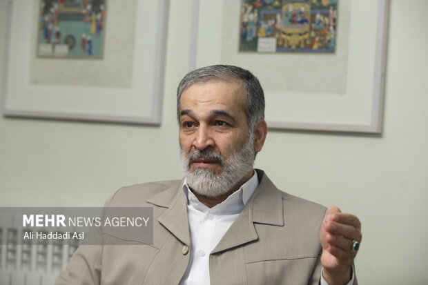 تغییرات در «موزه هنرهای معاصر» اشتباه بود!/ حاشیههای «خوشنویسان»