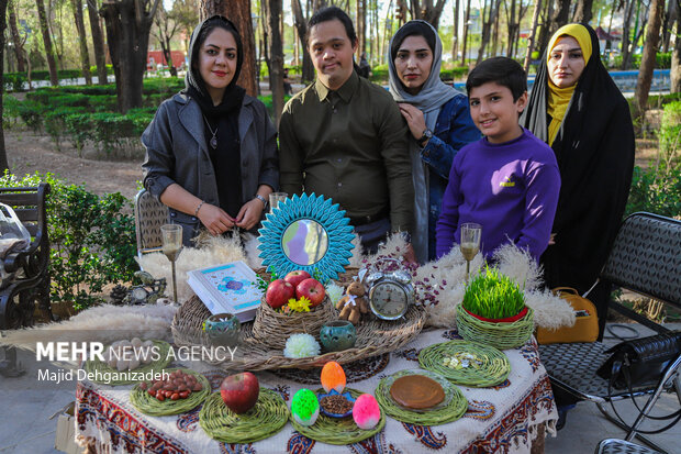 Yazd city decorated with Haft-sin
