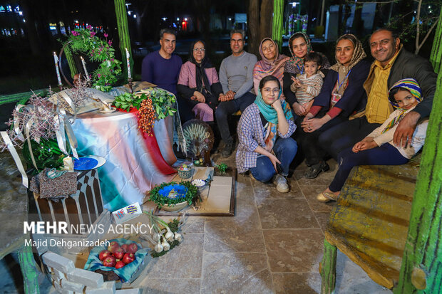 Yazd city decorated with Haft-sin
