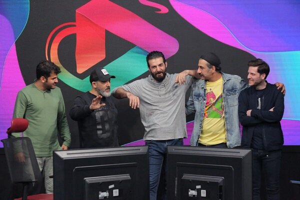 بازیگران و مقام داران فیفای ایران به رقابت میپردازند