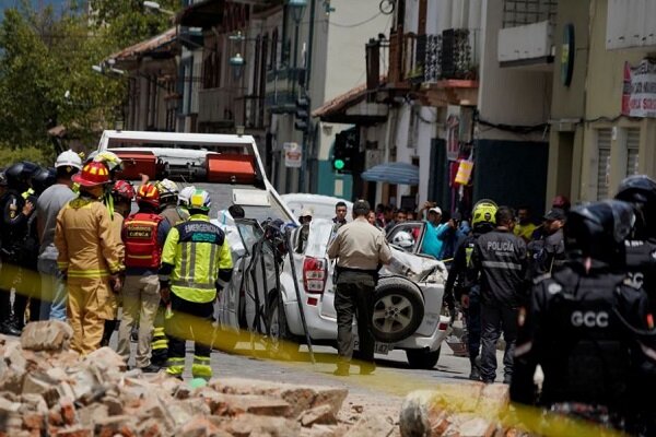 Death toll from earthquake in Ecuador rises to at least 14