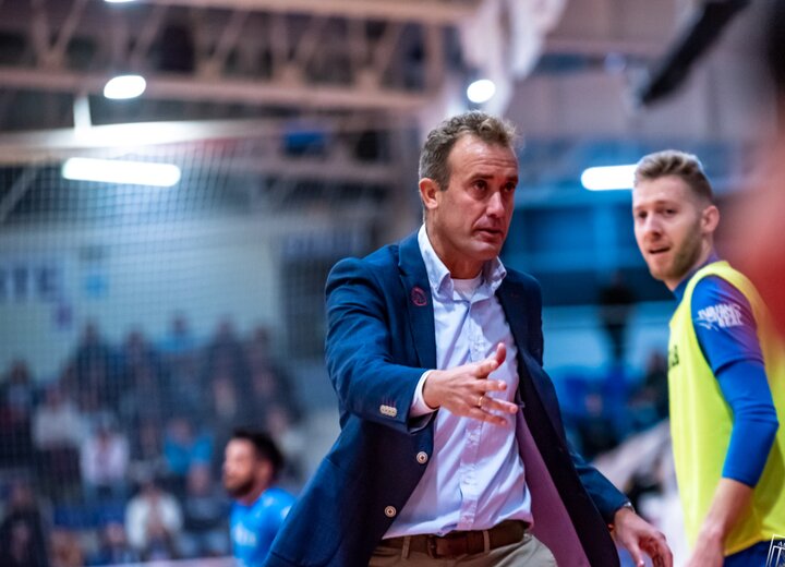 گفتگوی مهر با مربی اسپانیایی؛ از جذب بازیکن ایرانی تا تبریک نوروز