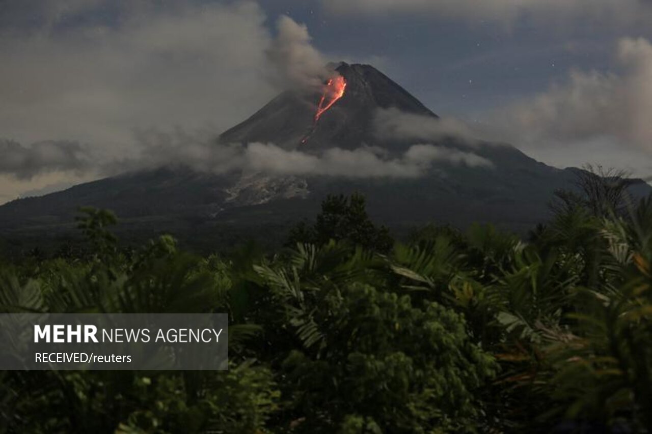 فوران آتشفشان اندونزی برای دومین بار در کمتر از یک ماه گذشته