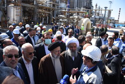 President inaugurates 2nd phase of Abadan Refinery