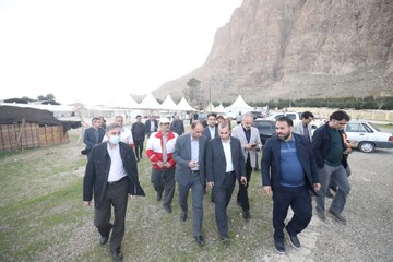 استاندار کرمانشاه از رویداد بزرگ نوروزی بیستون بازدید کرد
