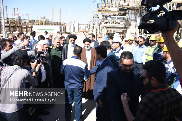 Raeisi in Khuzestan to inaugurate Abadan Refinery 2nd phase